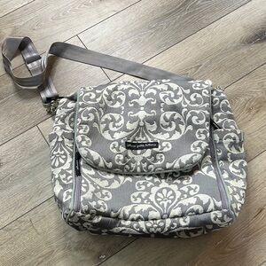 Petunia Pickle Bottom Diaper Bag Gray and White